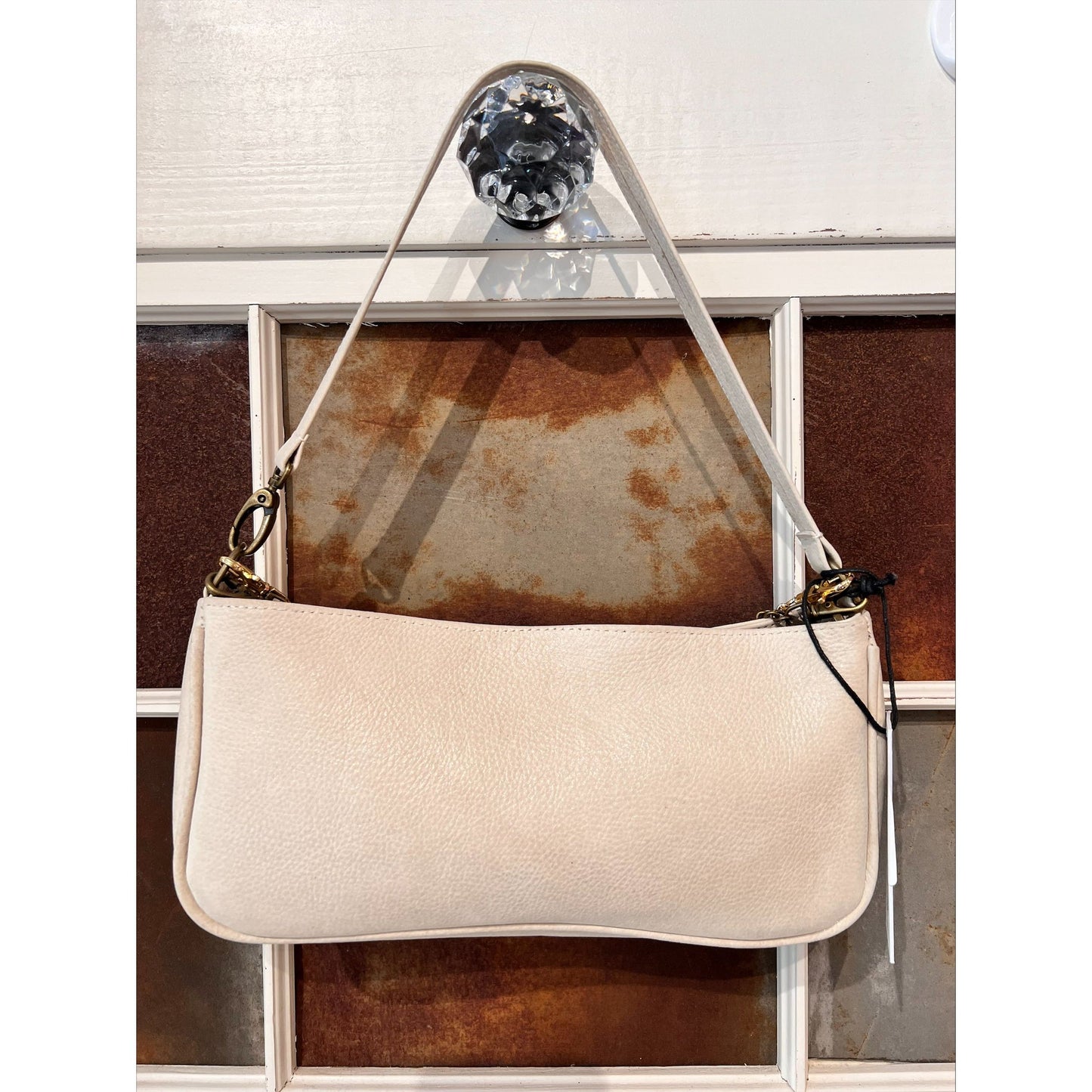 Cream Leather Bag w/Chain Detail